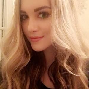 Meet your Posher, Claire